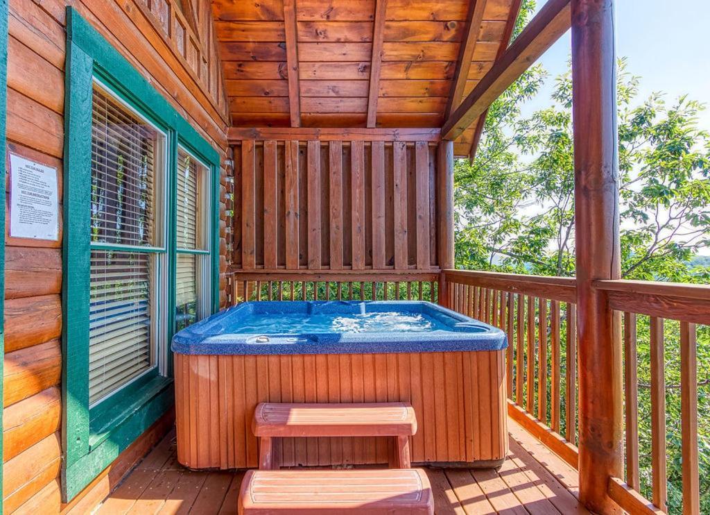 A Higher Calling, 1089 Of Free Area Attraction Tickets For Each Paid Day, Dollywood And More! Pigeon Forge Buitenkant foto