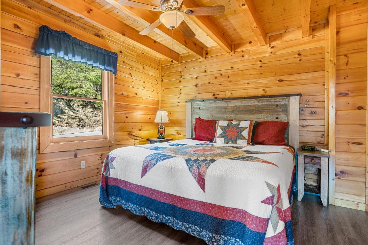 A Higher Calling, 1089 Of Free Area Attraction Tickets For Each Paid Day, Dollywood And More! Pigeon Forge Buitenkant foto