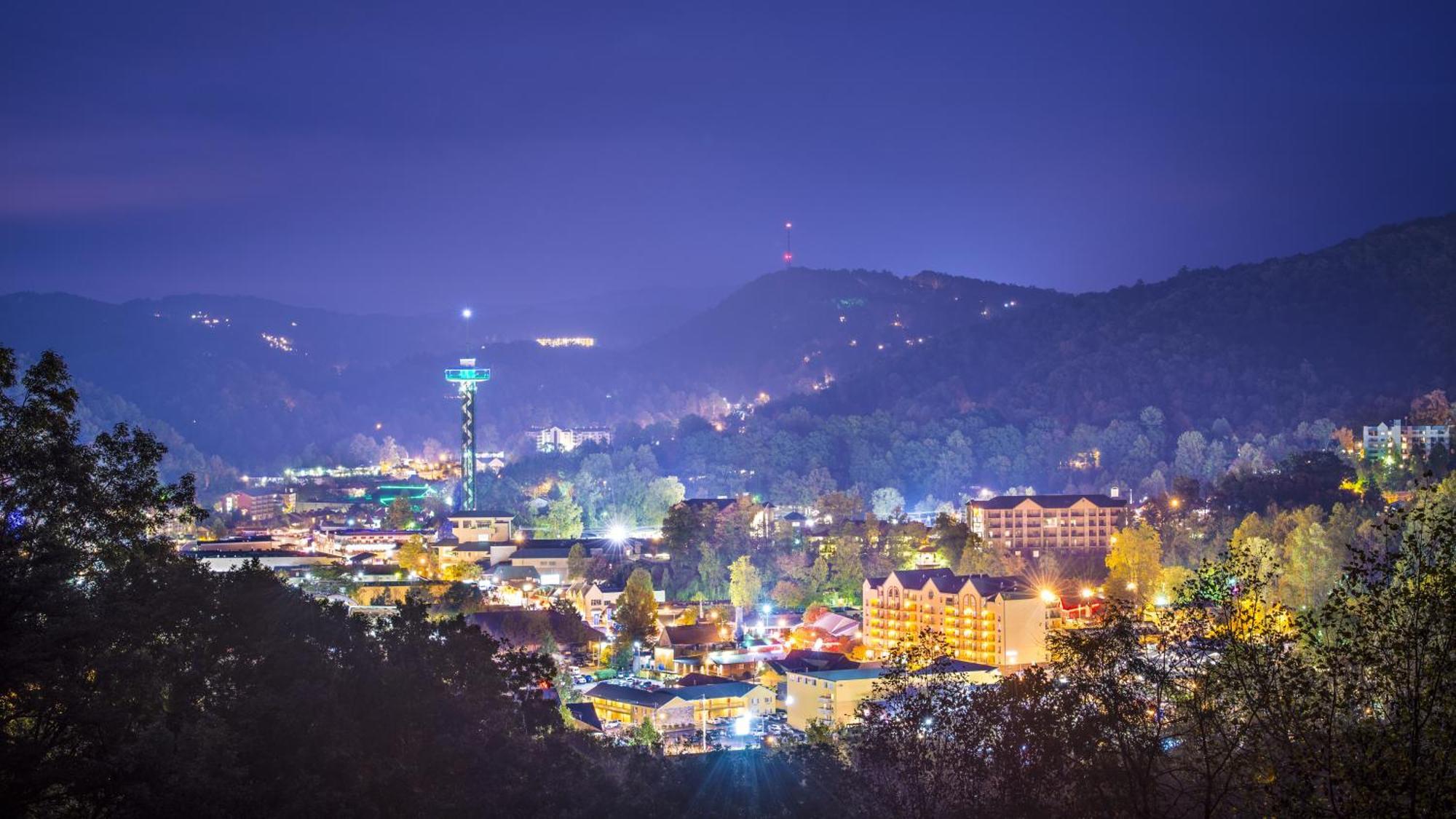 A Higher Calling, 1089 Of Free Area Attraction Tickets For Each Paid Day, Dollywood And More! Pigeon Forge Buitenkant foto